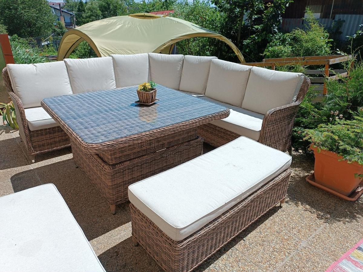 Privat Alma Apartment Nova Lesna Bagian luar foto
